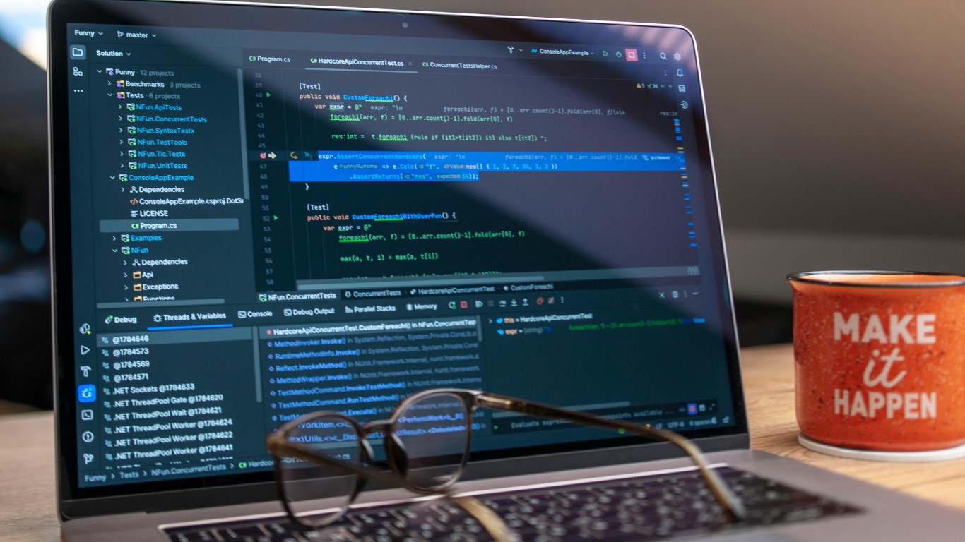 Código-fonte .NET em um notebook